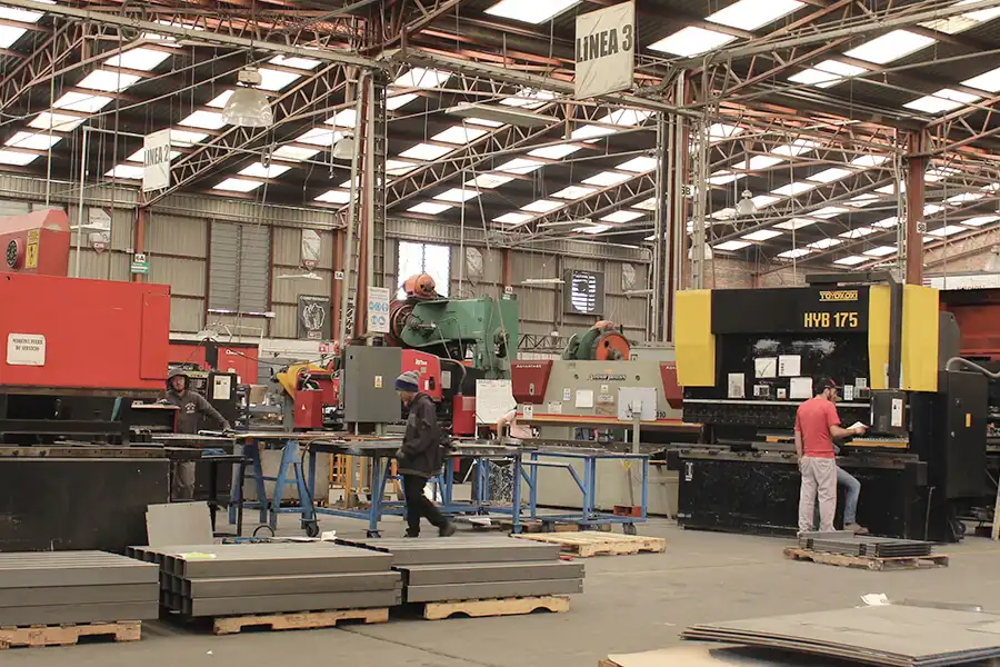 Gallery WHO ARE WE? | CIE